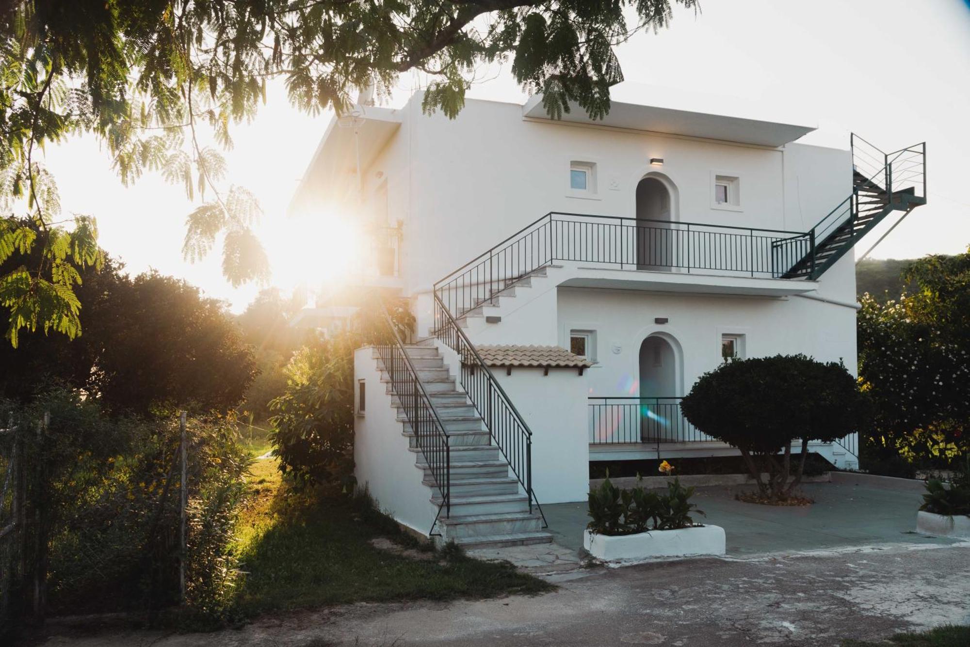 Olive Grove Suites Boutique Hotel Moraitika Exterior photo